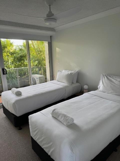 Pacific Regis Beachfront Holiday Apartments Gold Coast Exterior foto
